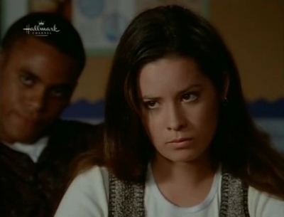 Charmed-Online_dot_nl-PicketFences3x04-0400.jpg