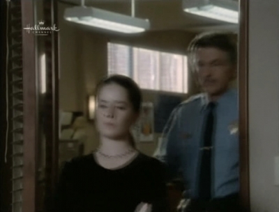 Charmed-Online_dot_nl-PicketFences3x07-0277.jpg