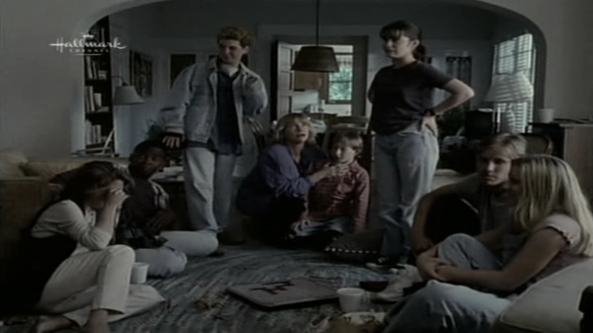 Charmed-Online_dot_nl-PicketFences4x02-0972.jpg