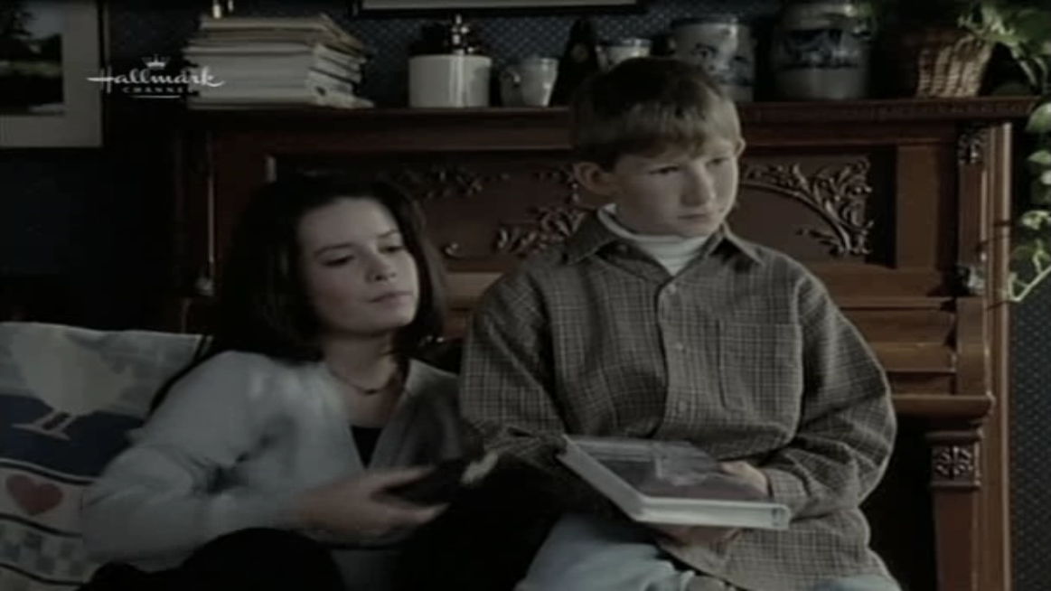 Charmed-Online_dot_nl-PicketFences4x10-2016.jpg
