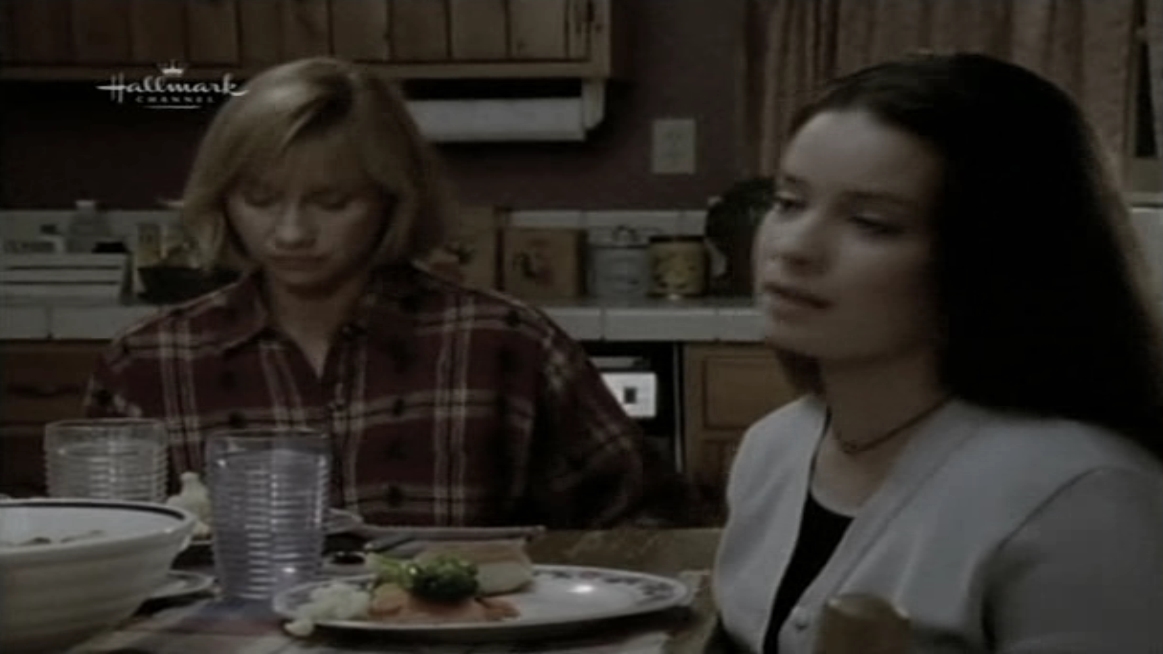 Charmed-Online_dot_nl-PicketFences4x10-2193.jpg