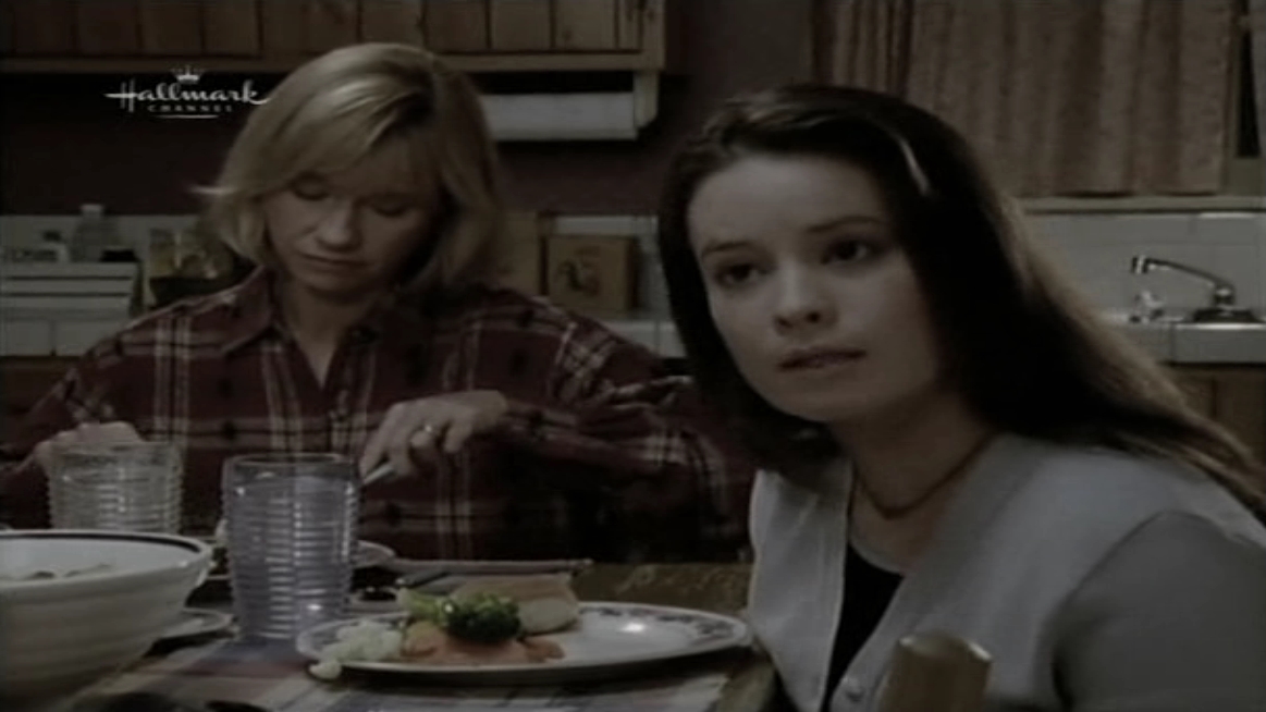 Charmed-Online_dot_nl-PicketFences4x10-2198.jpg