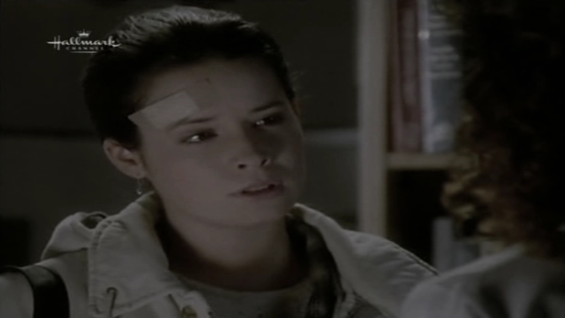 Charmed-Online_dot_nl-PicketFences4x10-3555.jpg