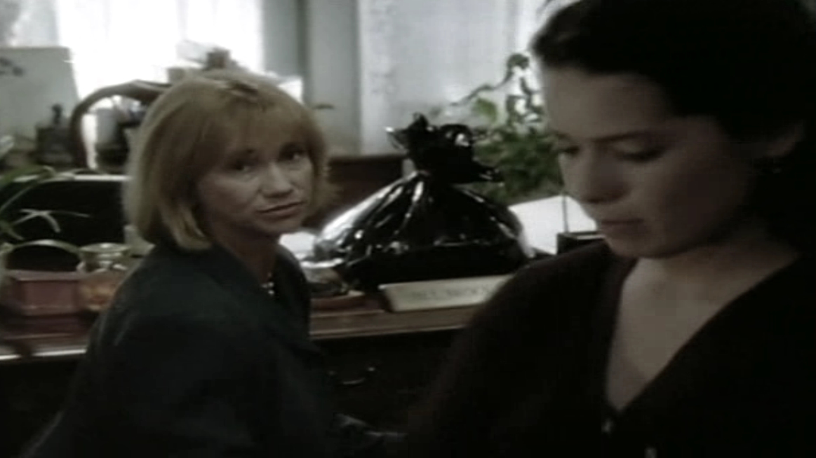 Charmed-Online_dot_nl-PicketFences4x11-0513.jpg