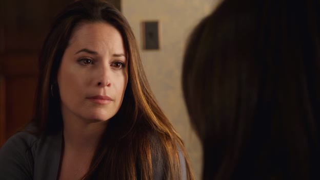 Charmed-Online-dot-net_PrettyLittleLiars1x01Pilot0155.jpg