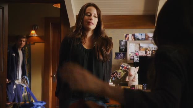 Charmed-Online-dot-net_PrettyLittleLiars1x07TheHomecomingHangover0503.jpg