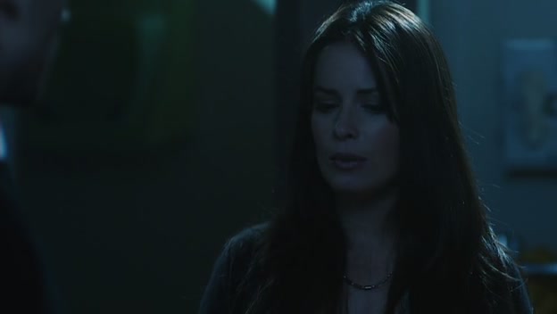 Charmed-Online-dot-net_PrettyLittleLiars1x09ThePerfectStorm1705.jpg