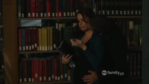 Charmed-Online-dot-net_PrettyLittleLiars1x16JeSuisUneAmie1254.jpg