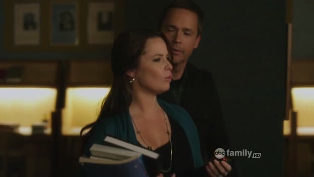 Charmed-Online-dot-net_PrettyLittleLiars1x16JeSuisUneAmie1257.jpg