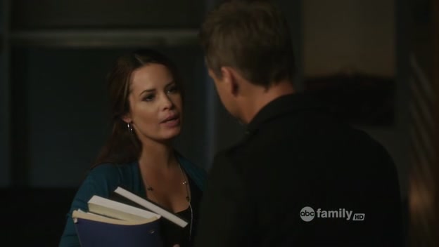 Charmed-Online-dot-net_PrettyLittleLiars1x16JeSuisUneAmie1260.jpg