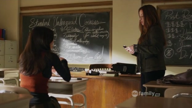Charmed-Online-dot-net_PrettyLittleLiars1x20SomeonetoWatchOverMe0566.jpg