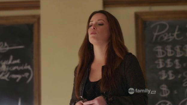 Charmed-Online-dot-net_PrettyLittleLiars1x20SomeonetoWatchOverMe0567.jpg