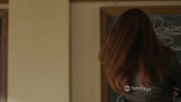 Charmed-Online-dot-net_PrettyLittleLiars1x20SomeonetoWatchOverMe0600.jpg