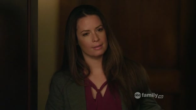 Charmed-Online-dot-net_PrettyLittleLiars1x20SomeonetoWatchOverMe1582.jpg