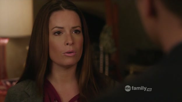 Charmed-Online-dot-net_PrettyLittleLiars1x20SomeonetoWatchOverMe1629.jpg
