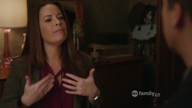 Charmed-Online-dot-net_PrettyLittleLiars1x20SomeonetoWatchOverMe1631.jpg