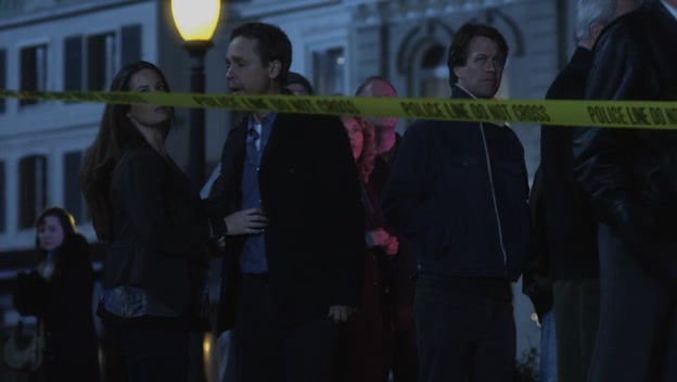 Charmed-Online-dot-net_PrettyLittleLiars1x22ForWhomtheBellTolls2381.jpg