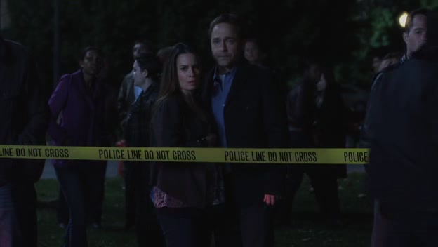 Charmed-Online-dot-net_PrettyLittleLiars1x22ForWhomtheBellTolls2384.jpg