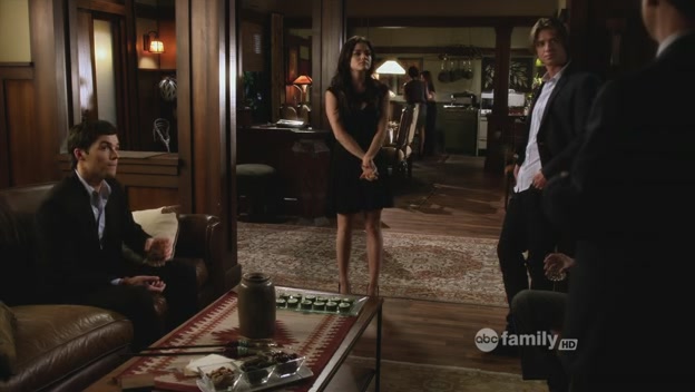 Charmed-Online-dot-net_PrettyLittleLiars-207SurfaceTension0592.jpg