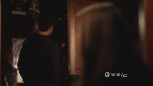 Charmed-Online-dot-net_PrettyLittleLiars-208SaveTheDate1566.jpg