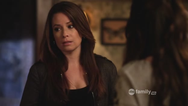 Charmed-Online_dot_net-PrettyLittleLiars-210TouchedByAnANgel2185.jpg
