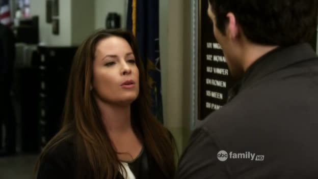 Charmed-Online_dot_net-PrettyLittleLiars-212OverMyDead_Body00056.jpg