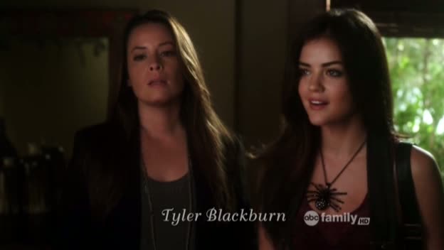 Charmed-Online_dot_net-PrettyLittleLiars-215AHotPieceOfA00005.jpg