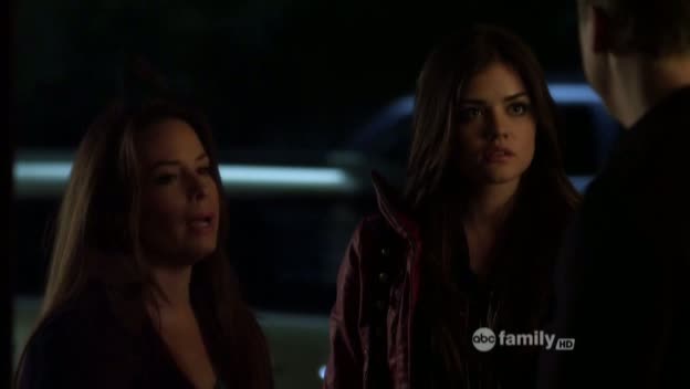 Charmed-Online_dot_net-PrettyLittleLiars-215AHotPieceOfA00196.jpg