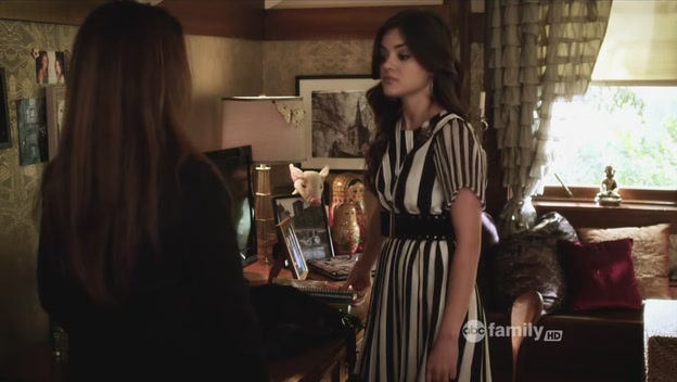 Charmed-Online_dot_net-PrettyLittleLiars-217TheBlondeLeadingTheBlind0010.jpg