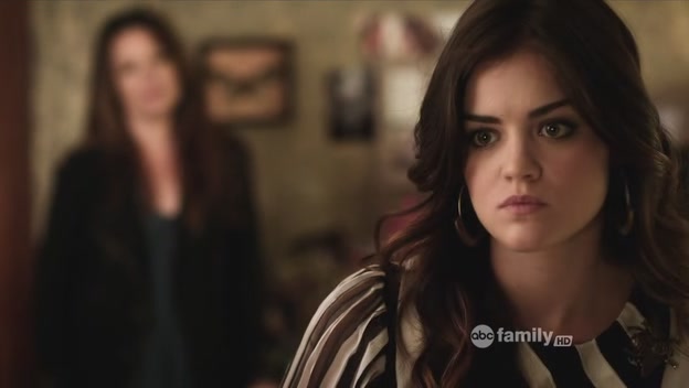 Charmed-Online_dot_net-PrettyLittleLiars-217TheBlondeLeadingTheBlind0024.jpg