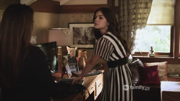Charmed-Online_dot_net-PrettyLittleLiars-217TheBlondeLeadingTheBlind0040.jpg