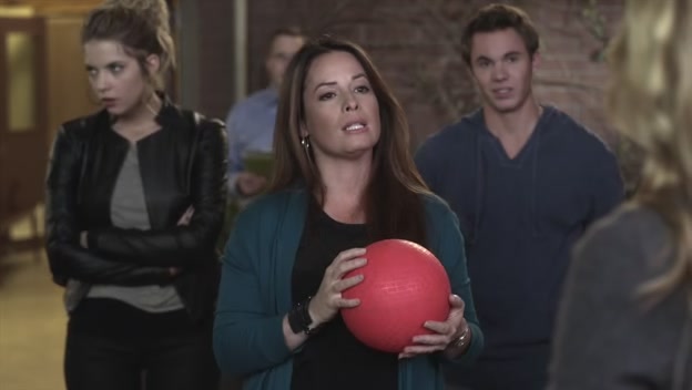 Charmed-Online_dot_net-PrettyLittleLiars-219TheNakedTruth0049.jpg