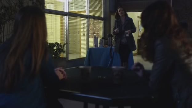 Charmed-Online_dot_net-PrettyLittleLiars-219TheNakedTruth0146.jpg