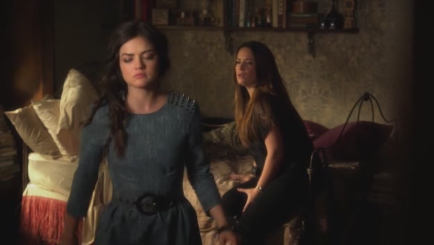 Charmed-Online_dot_net-PrettyLittleLiars-221BreakingTheCode0127.jpg