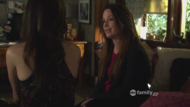 Charmed-Online_dot_net-PrettyLittleLiars-222FatherKnowsBest0023.jpg