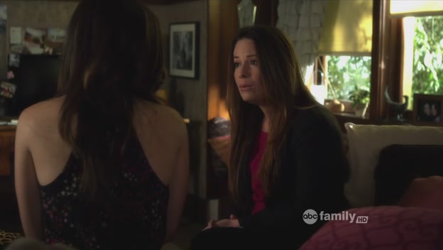 Charmed-Online_dot_net-PrettyLittleLiars-222FatherKnowsBest0041.jpg