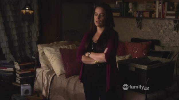 Charmed-Online_dot_net-PrettyLittleLiars-224IfTheseDollsCouldTalk0017.jpg
