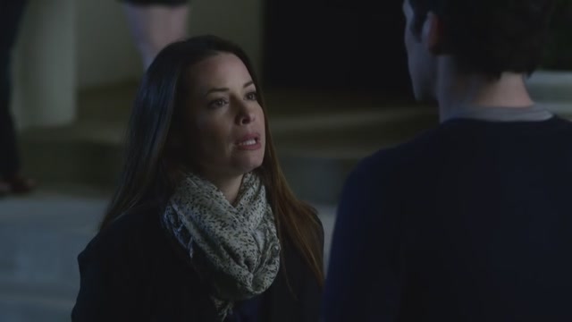 Charmed-Online_dot_net-PrettyLittleLiars-301ItHappenedThatNight1689.jpg