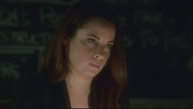 Charmed-Online_dot_net-PrettyLittleLiars-3x02BloodIsTheNewBlack2135.jpg