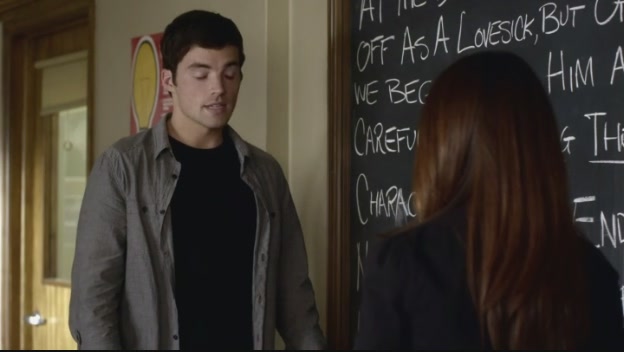 Charmed-Online_dot_net-PrettyLittleLiars-3x02BloodIsTheNewBlack2304.jpg