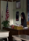 LucyHale-dot-nl_PrettyLittleLiars-3x15MonaMania0523.jpg