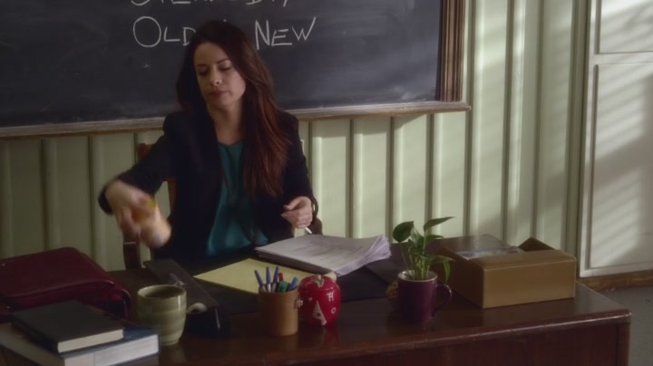 Charmed-Online_dot_net-PrettyLittleLiars-304BirdsOfAFeather0232.jpg