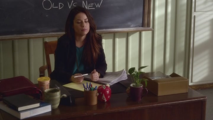 Charmed-Online_dot_net-PrettyLittleLiars-304BirdsOfAFeather0248.jpg