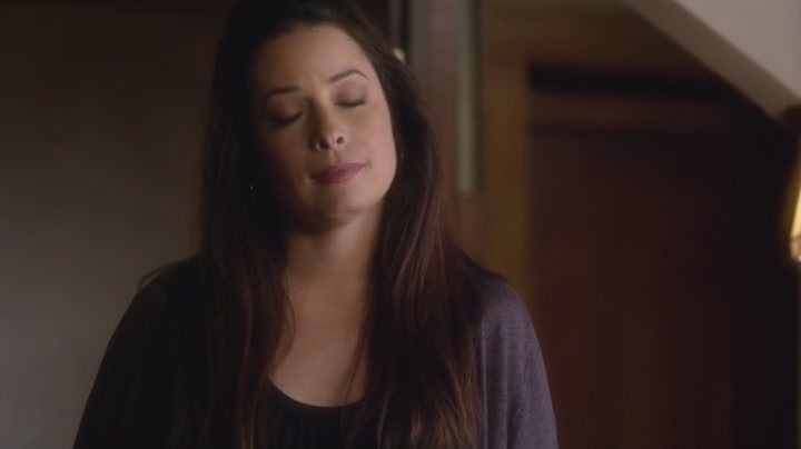 Charmed-Online_dot_net-PrettyLittleLiars-304BirdsOfAFeather2078.jpg