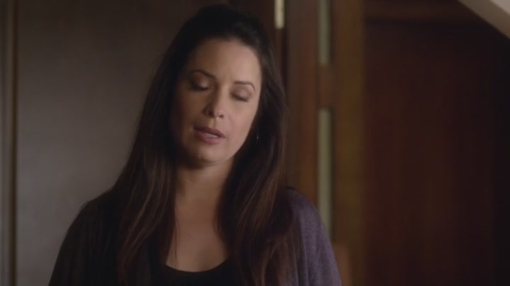 Charmed-Online_dot_net-PrettyLittleLiars-304BirdsOfAFeather2084.jpg