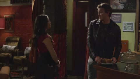 Charmed-Online_dot_net-PrettyLittleLiars-307Crazy1685.jpg