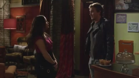 Charmed-Online_dot_net-PrettyLittleLiars-307Crazy1687.jpg