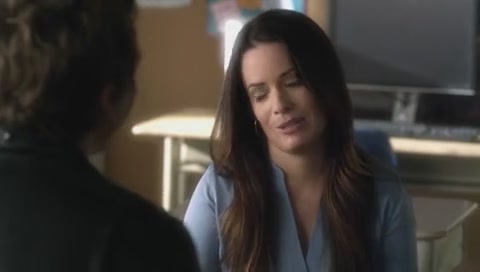Charmed-Online-dot-net_PrettyLittleLiars-3x10WhatLiesBeneath0443.jpg