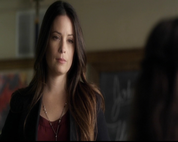 LucyHale-dot-nl_PrettyLittleLiars-3x20HotWater0745.jpg
