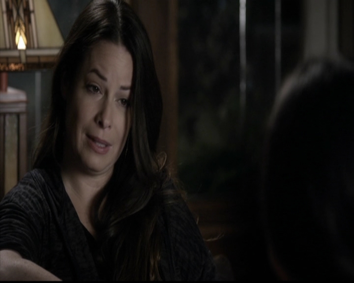 LucyHale-dot-nl_PrettyLittleLiars-4x23Unbridled0871.jpg